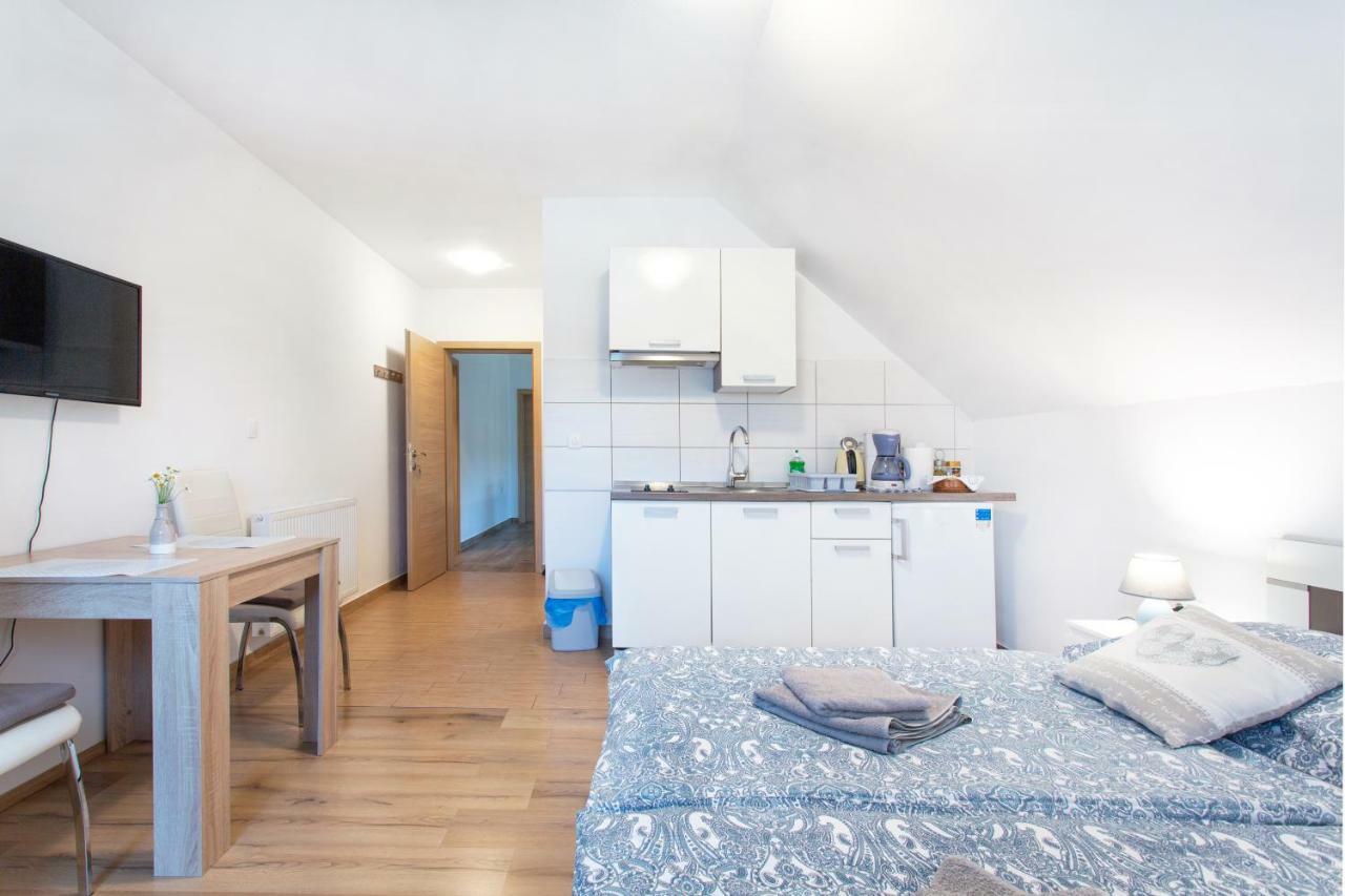 Apartments Roberta Блед Экстерьер фото