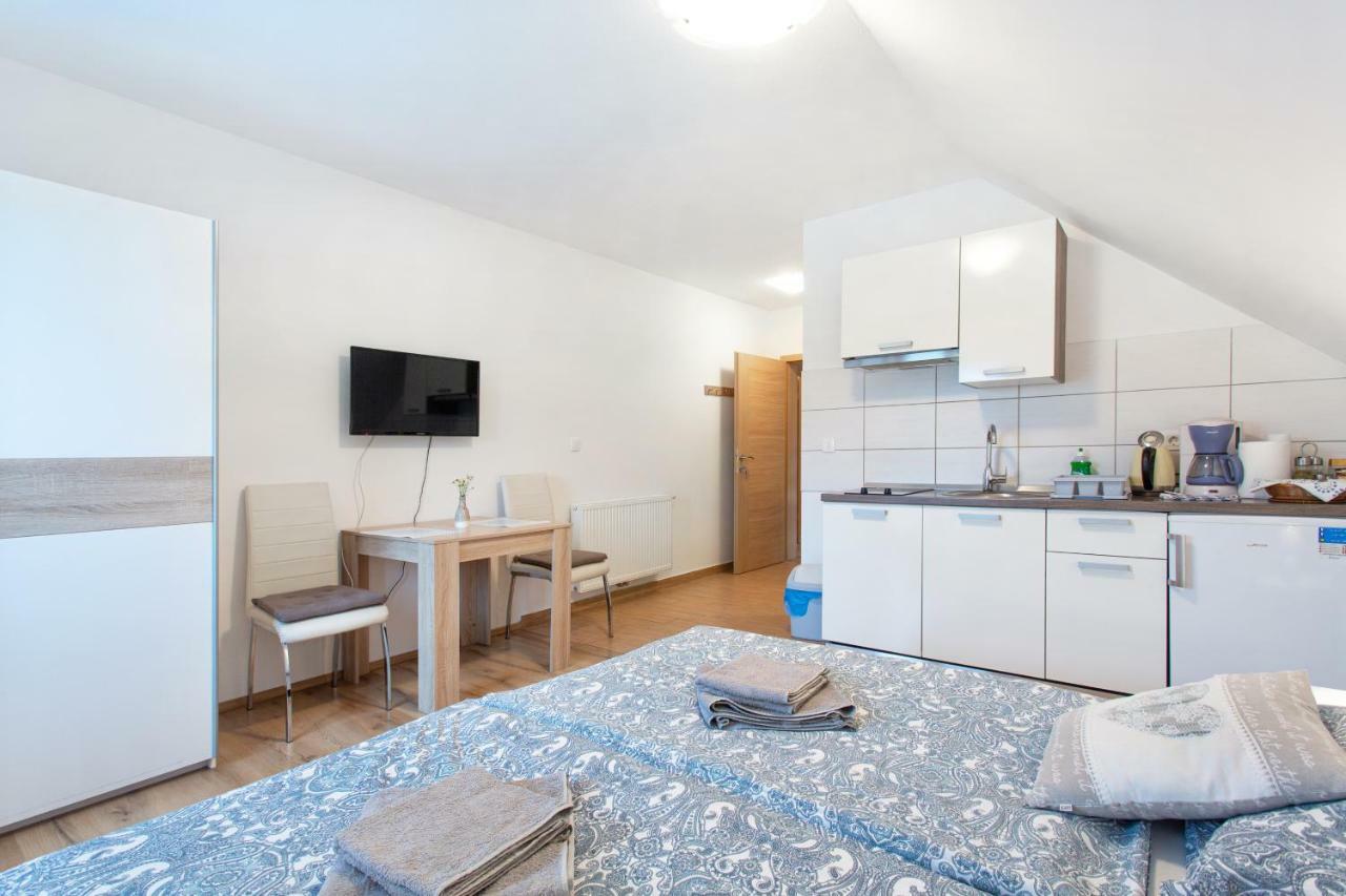Apartments Roberta Блед Экстерьер фото